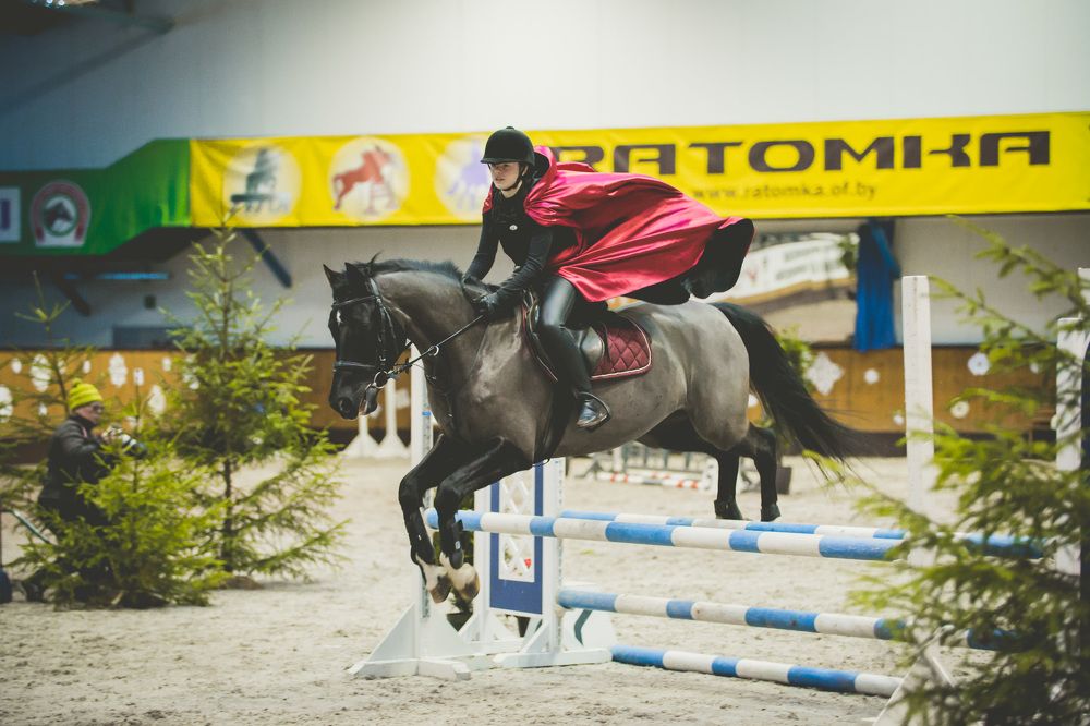 ЧЁРНЫЙ ПЛАЩ