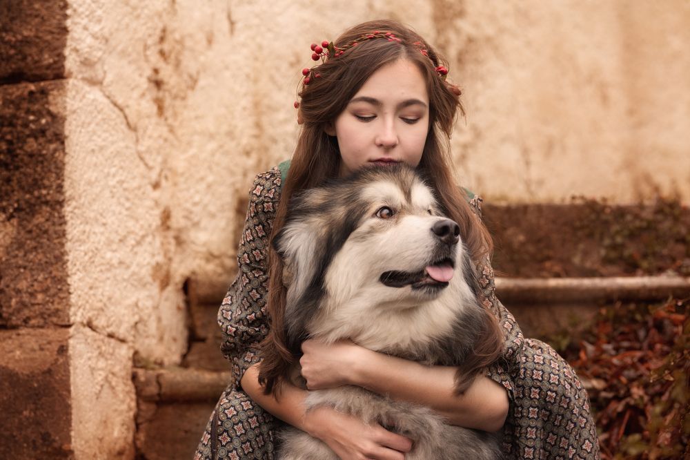 Иногда самые близкие люди не люди....