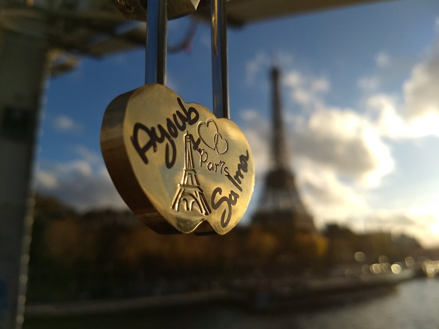 Love padlock