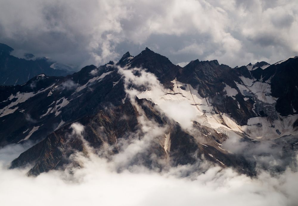 Драматические горы