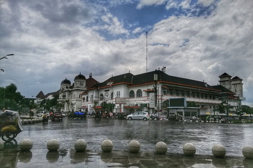 Yogyakarta Pos Office Building