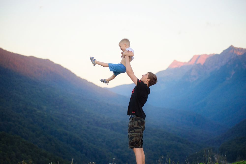 Старший брат