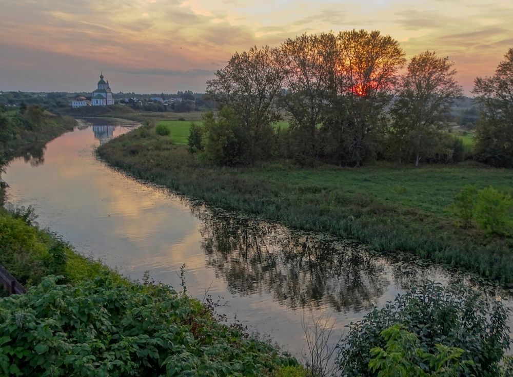 Закат на реке Каменка