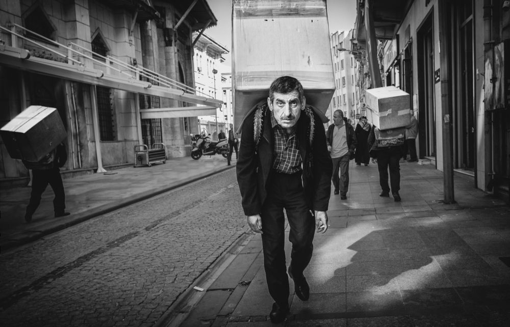 не своя ноша ...