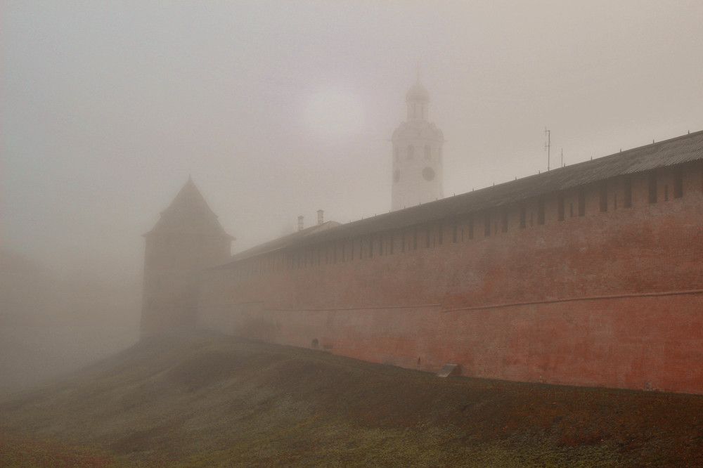 Кремлёвская стена - Великий Новгород-Туман