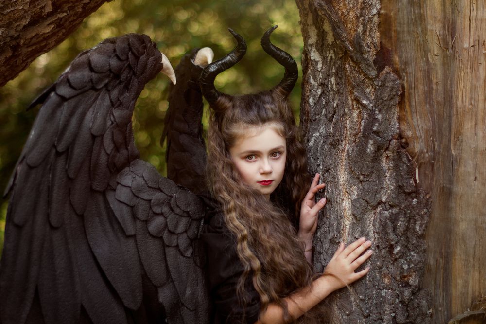 Юная малефисента