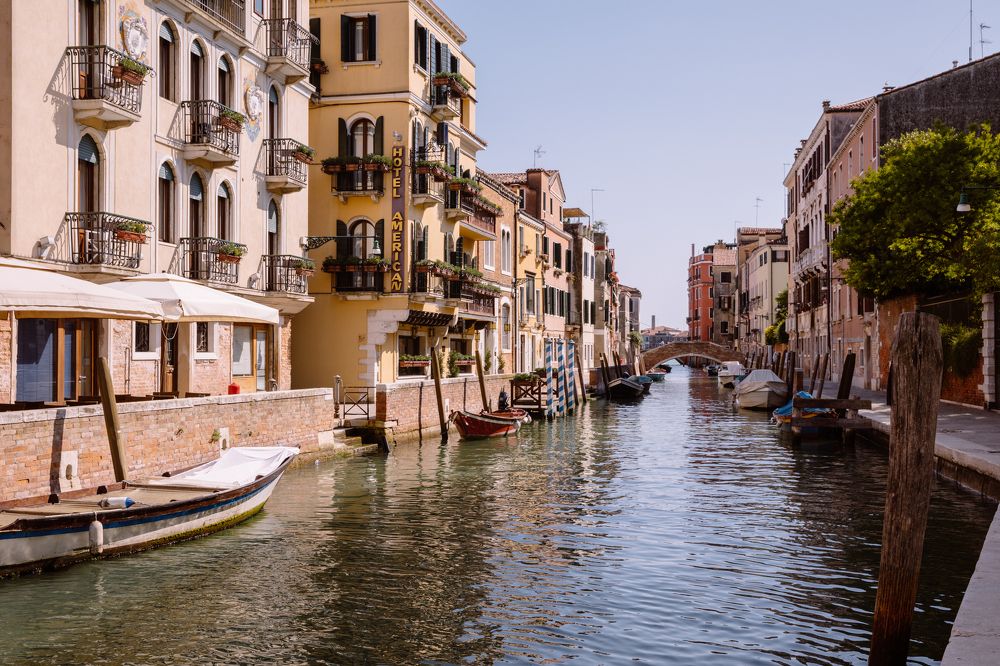 Яркие места