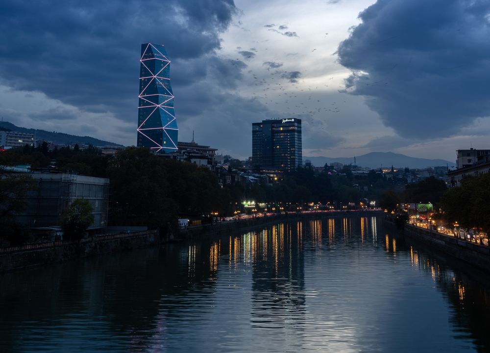 Город на закате