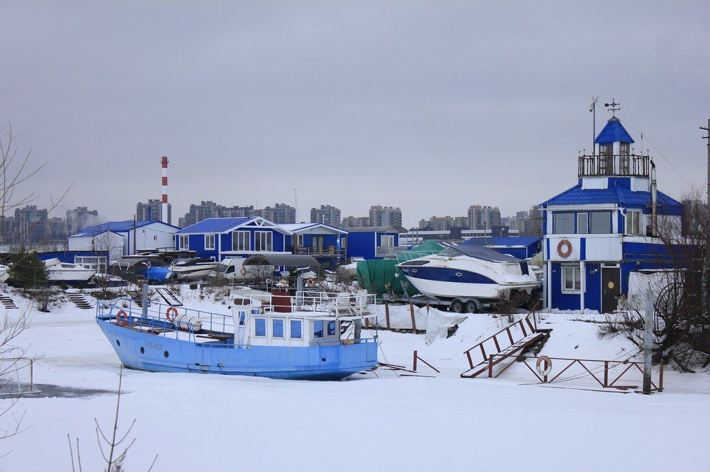 Яхт клуб