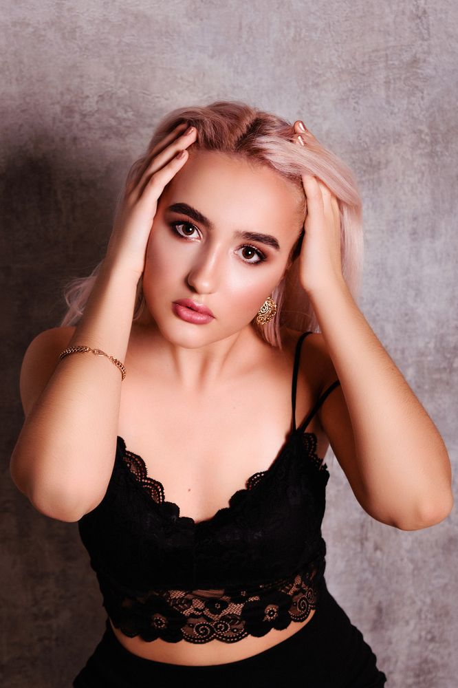 Глаза говорят больше губ