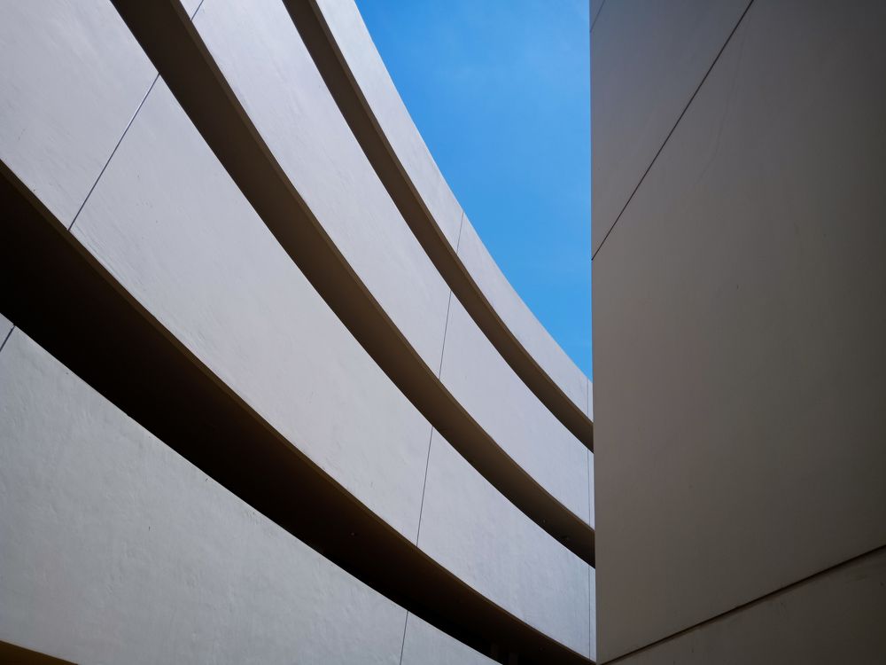 Lines and curves in architecture
