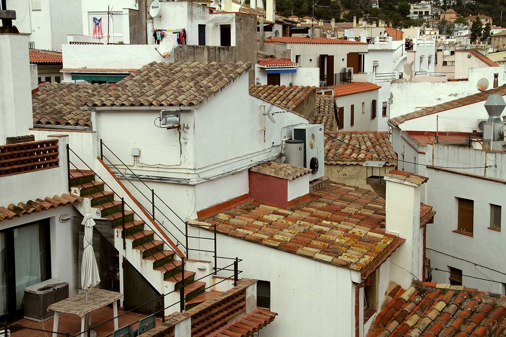 Photograph by Dzianis Mizhui