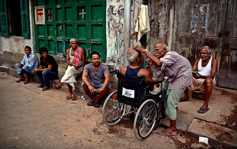 STREET SIDE MAKE OVER