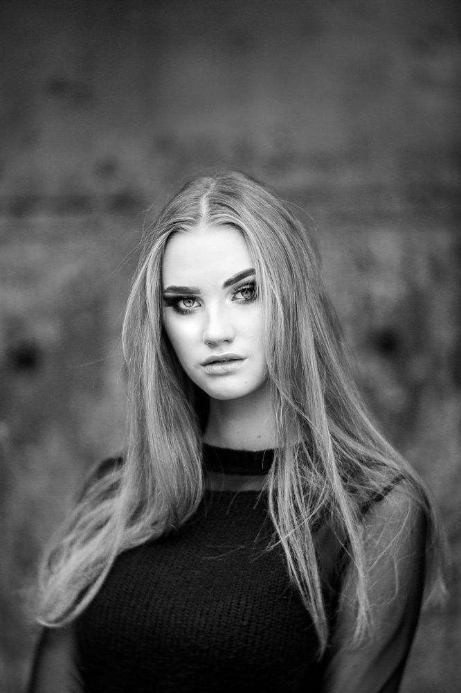 a girl who knows something