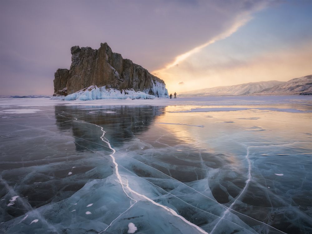 Двое на закате дня