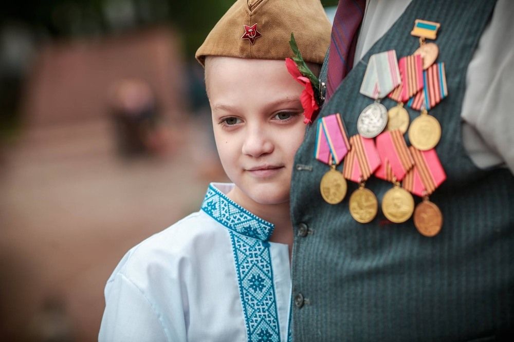 Only memory, war, come back,,,