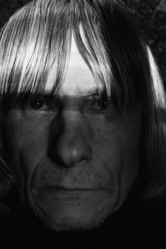 Выходя из тени