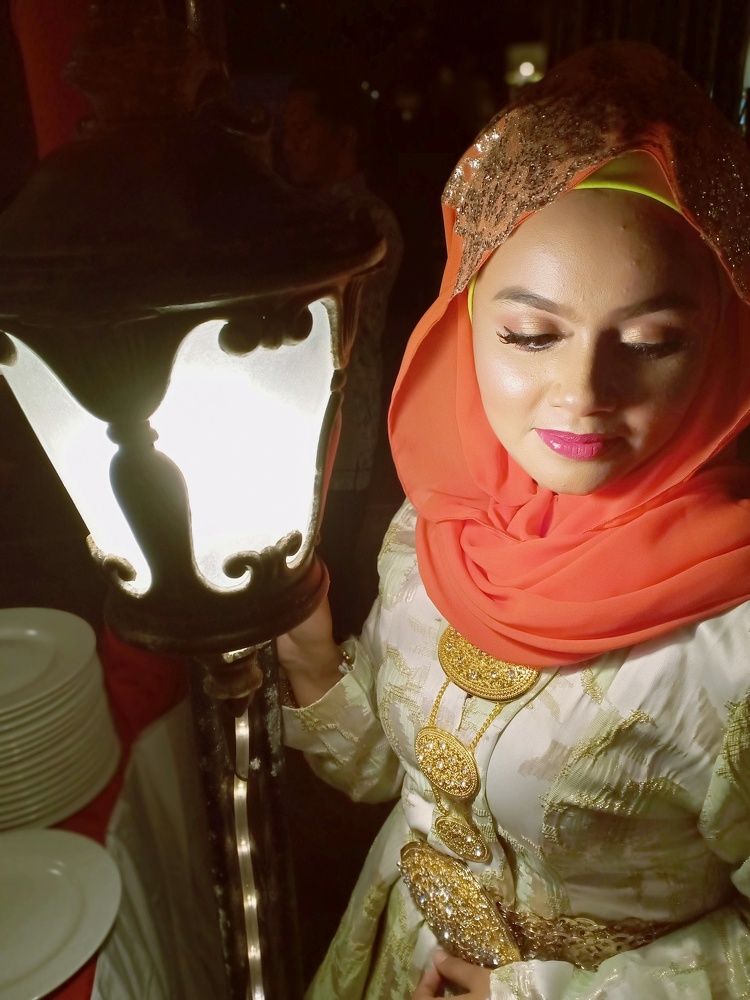 Malaysian Girl - Malay Dancer