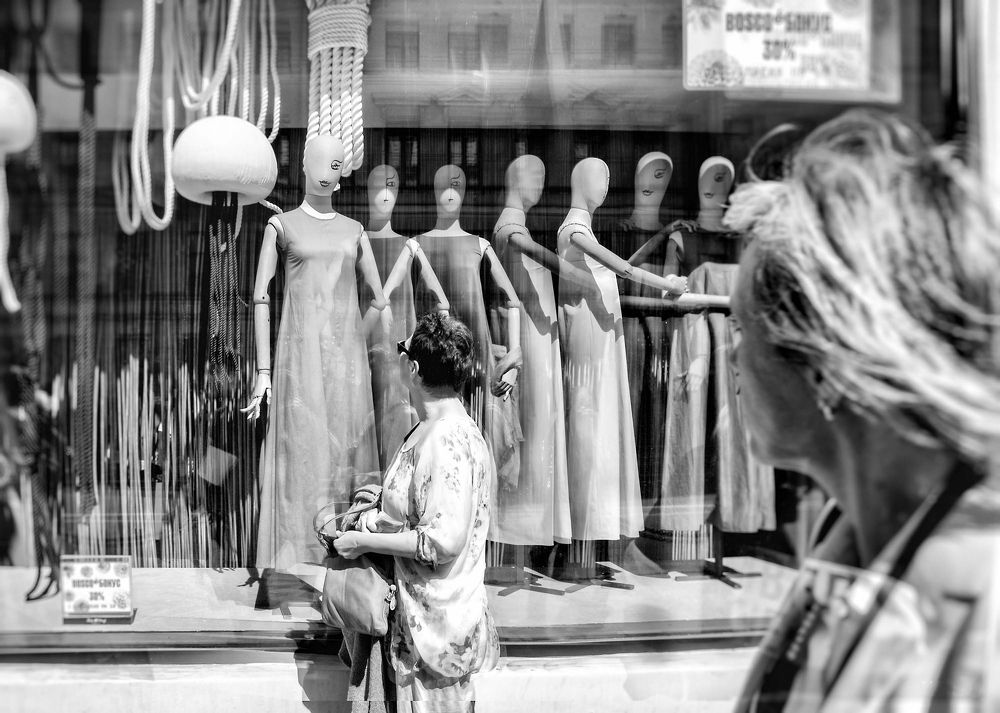 люди и манекены