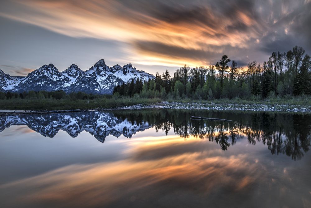 Краски переходят в ночь