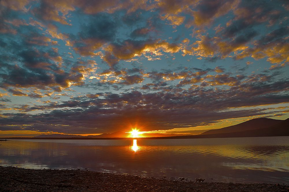 Закатное озеро Соленое