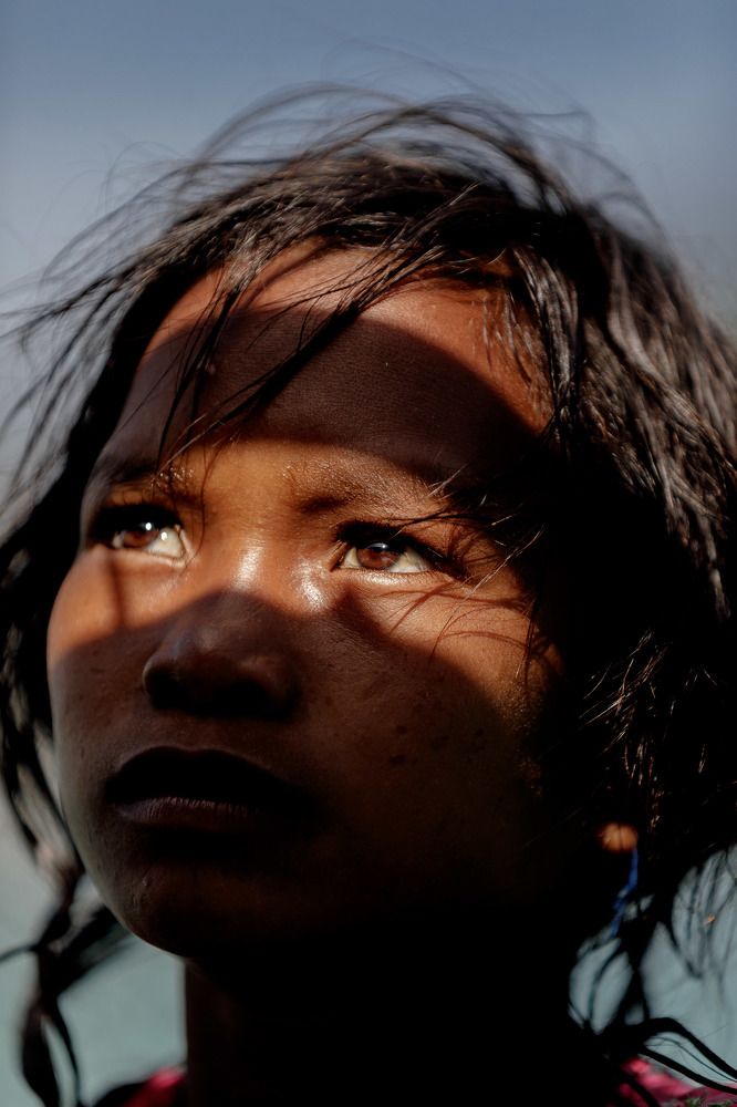 Девочка из народности морских цыган