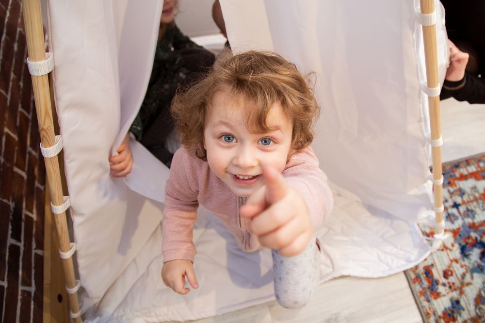 А ты не подглядывай!