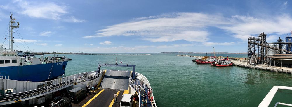 Керчь, курс на  Крым