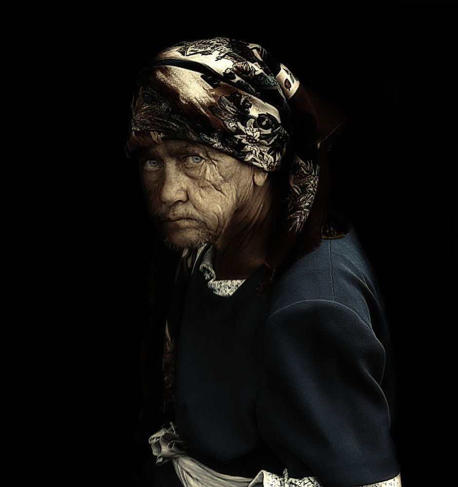 Old woman with kerchief