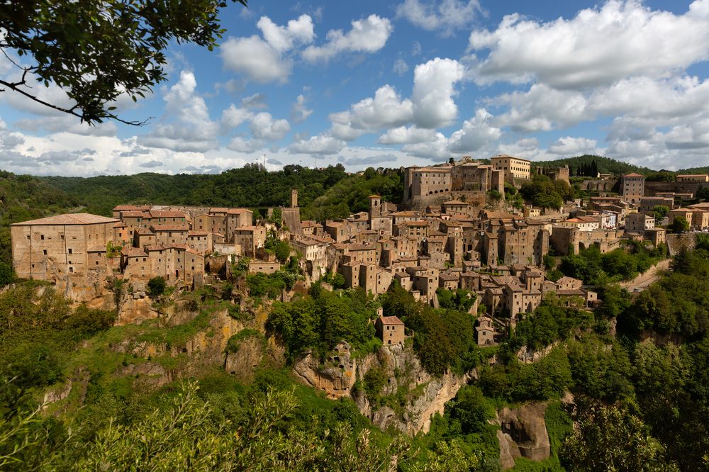 Древний город