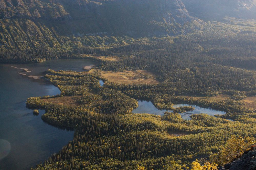 Скала Куйва, долина реки Эльморайст