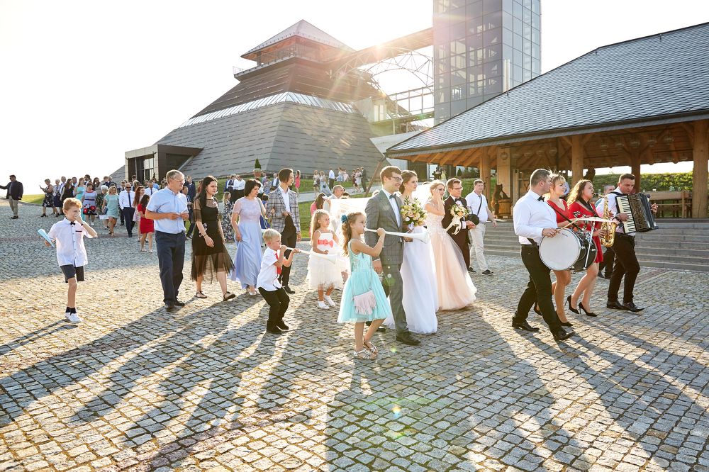 Свадебное шествие