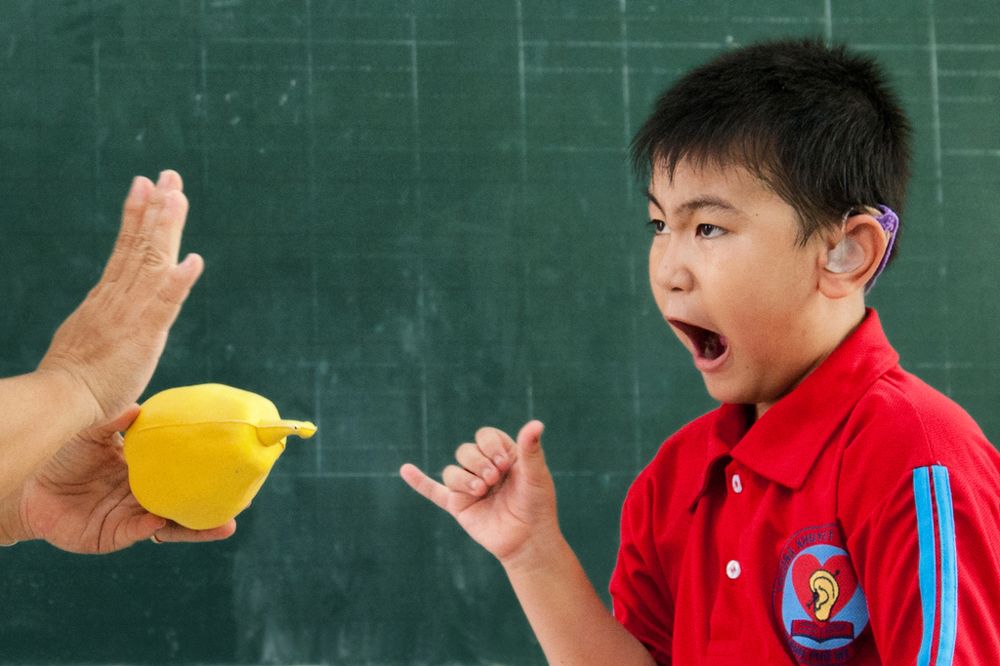 The class of the visually impaired people.