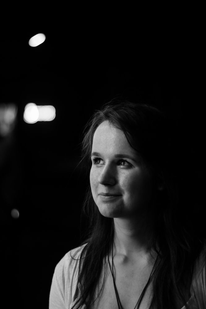 На грани света и тени.