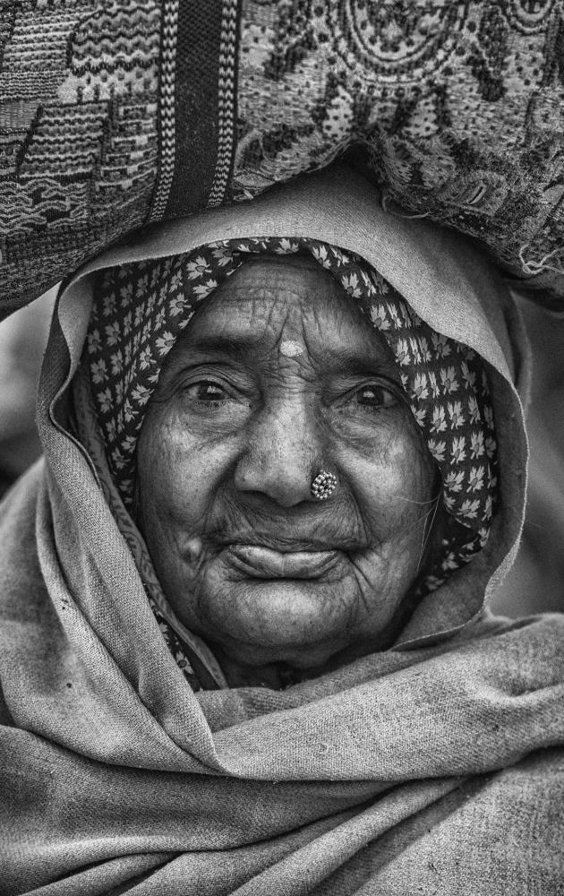 Old Woman Traveler