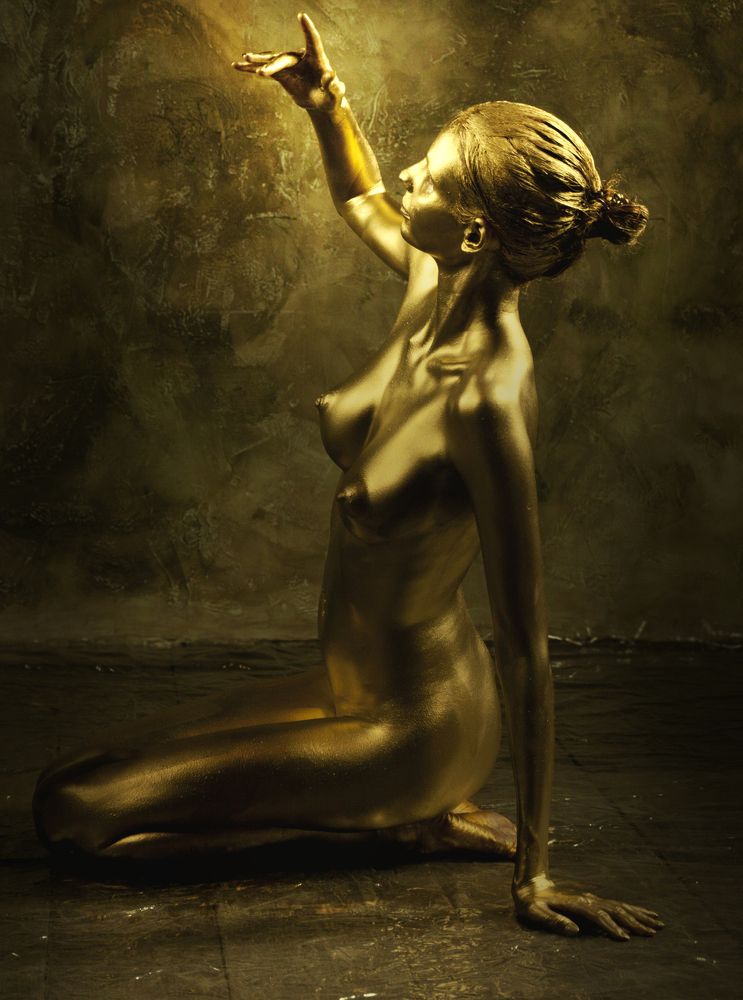 Золотой бодиарт