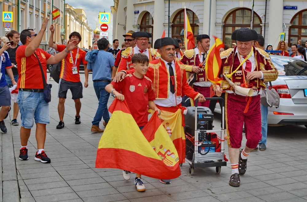 Испанские болельщики в Москве