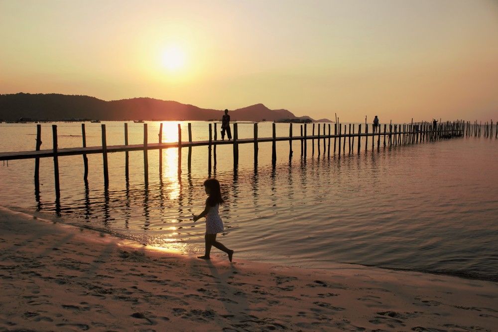 Детское счастье на закате дня