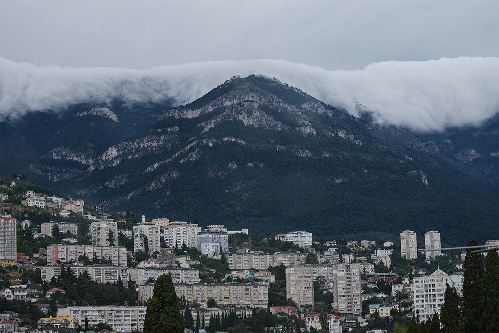 Что то надвигается