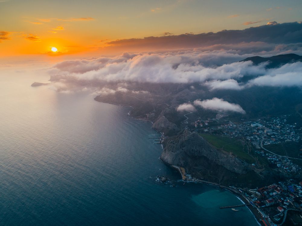 Закат над Судаком