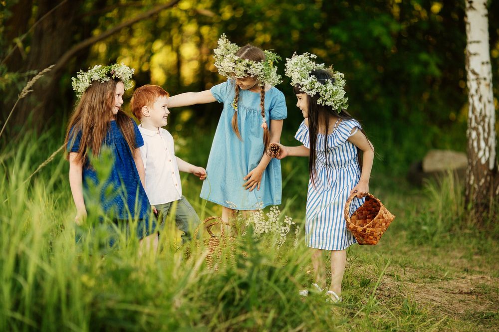 Счастливое детсво