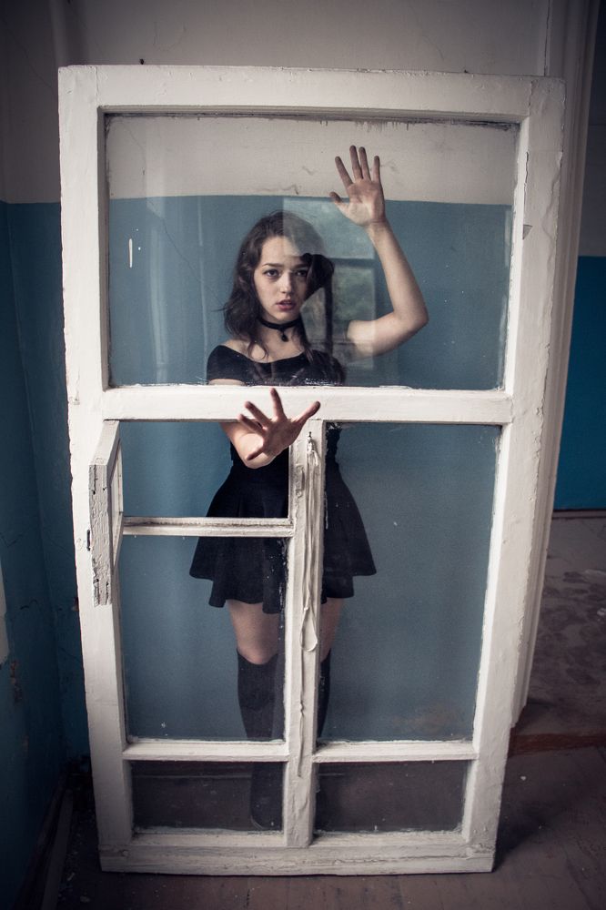 "Дай прикоснуться к тебе, чтобы почувствовать , что жива я"