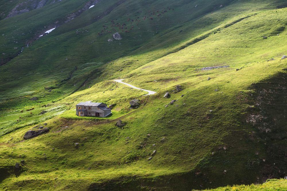 Солнечные лучи в Альпах и игра света