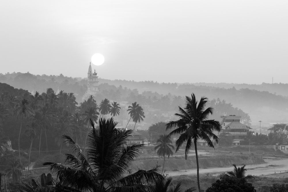 Храм на восходе солнца