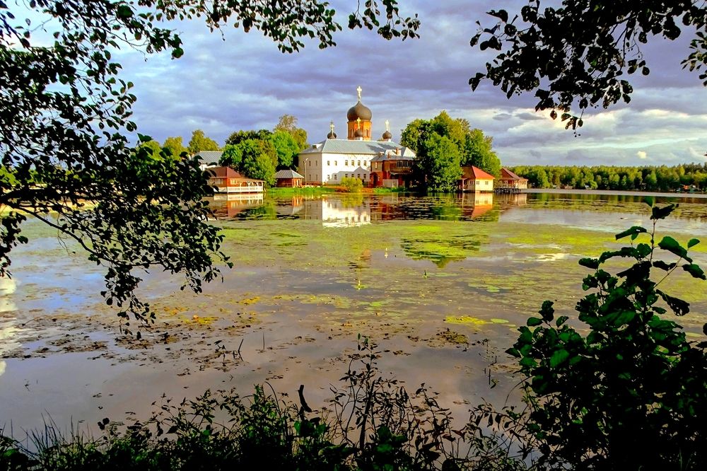 На Введенском озере