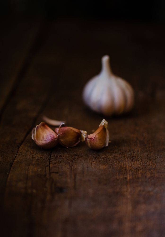 Garlic in the dark