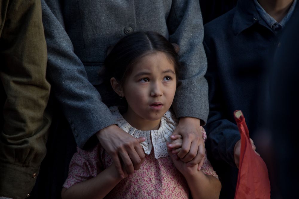 В руках матери