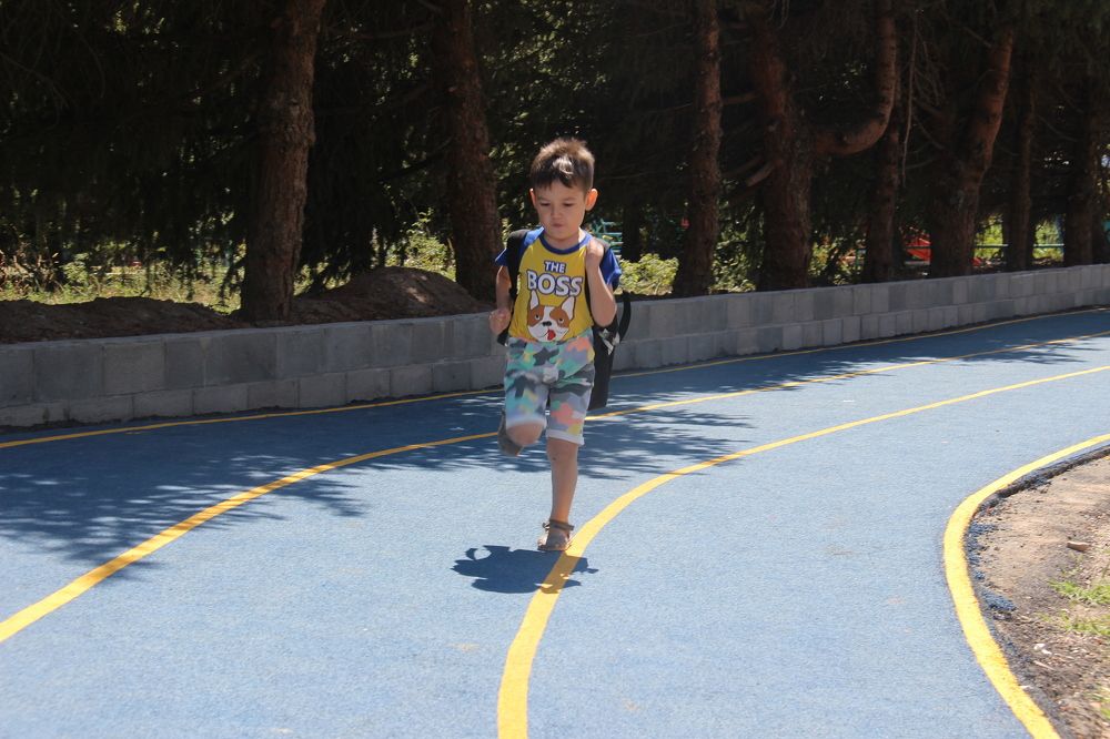 Little runner