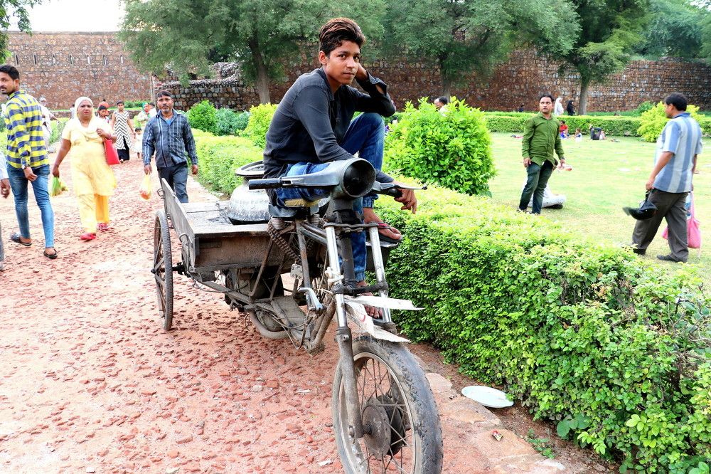 motor cart and the boy