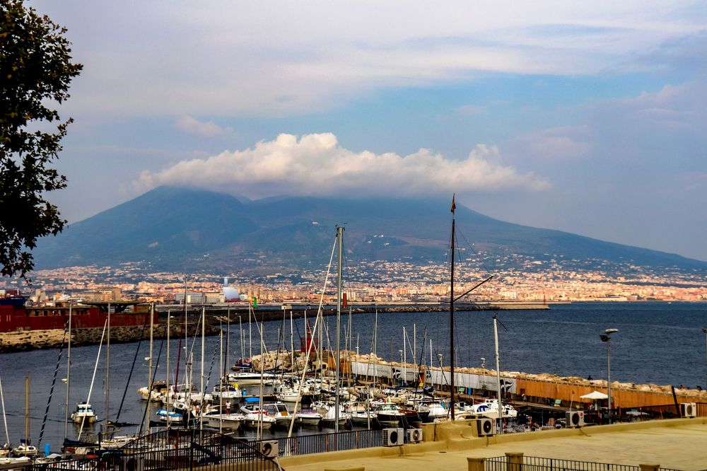 Дремлющий Везувий